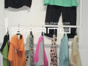 圖吾貝卡 棉麻出貨引領(lǐng)風(fēng)尚，品牌女裝與大碼尾貨批發(fā)新機(jī)遇